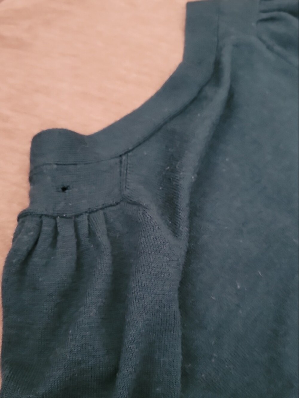 100% Italian Merino Wool Forest Green Button-Front Cardigan - Club Monaco - Picture 16 of 16